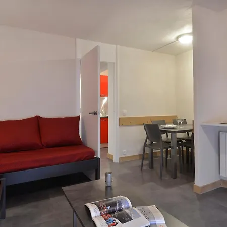 Renove 2 Pieces Au Centre, Balcon, Animaux Admis - Fr-1-181-1977